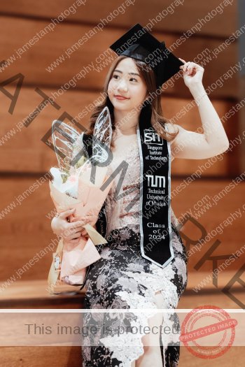 graduation_C_001