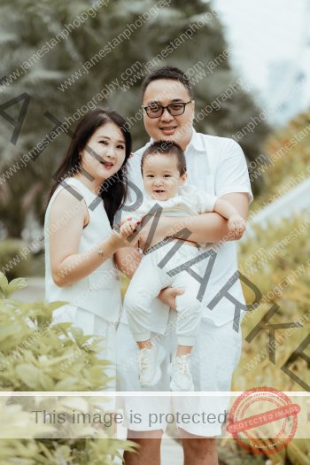 family_E_004