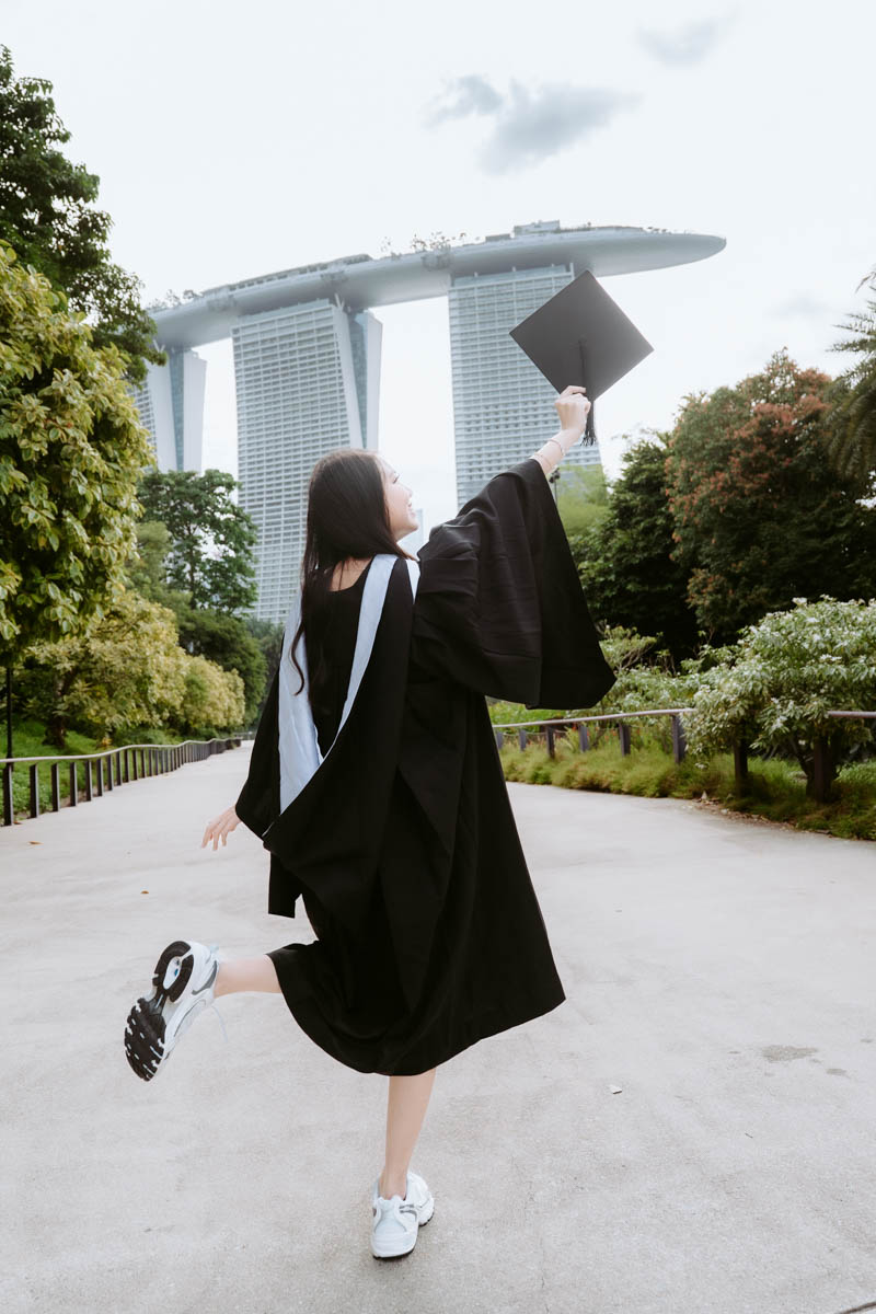 Singapore Graudation Photoshoot