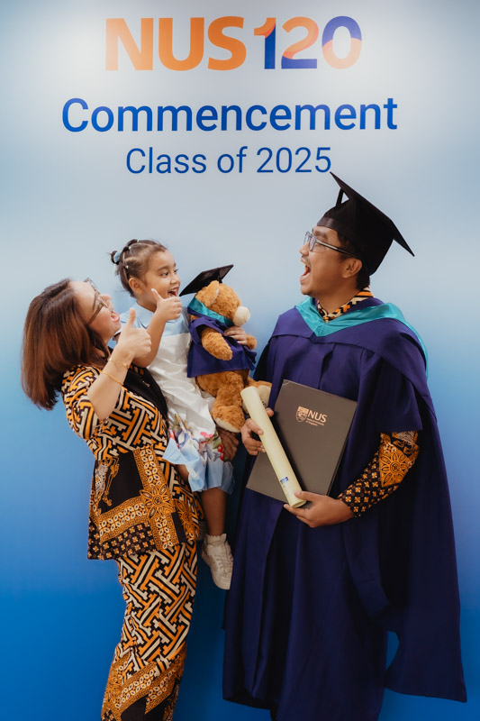 Singapore Graduation Photoshoot